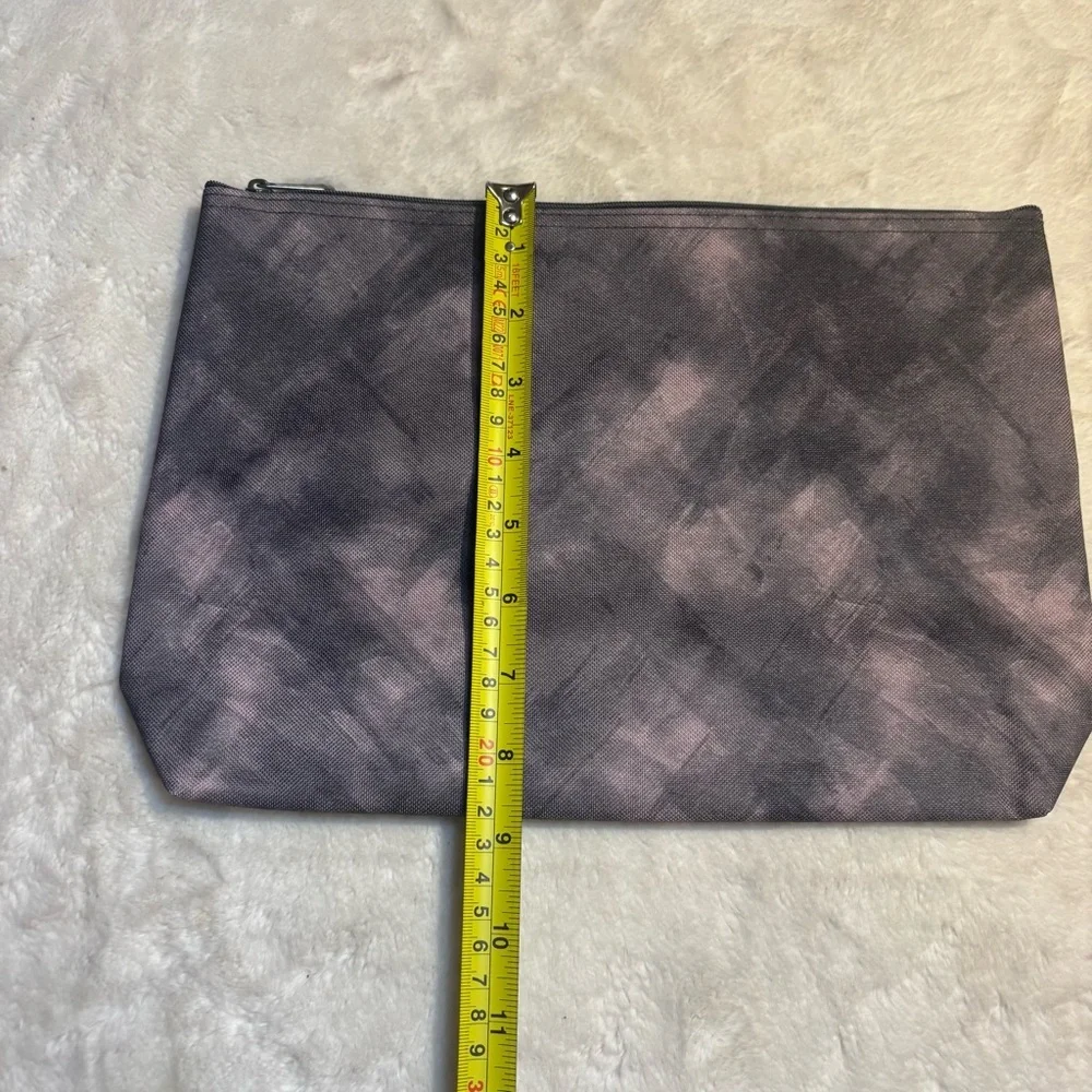 NEW Thirty-One Zipper Pouch AL69 Dusky Smoke Gray shades Cosmetic Bag Abstract